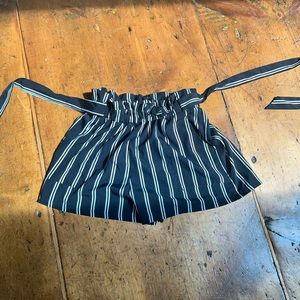 Super cute SHEIN shorts with a tie on them! NWT